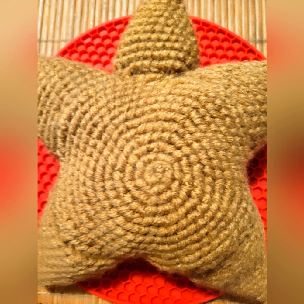 Handmade Crochet Starfish NWOT - Picture 6 of 7